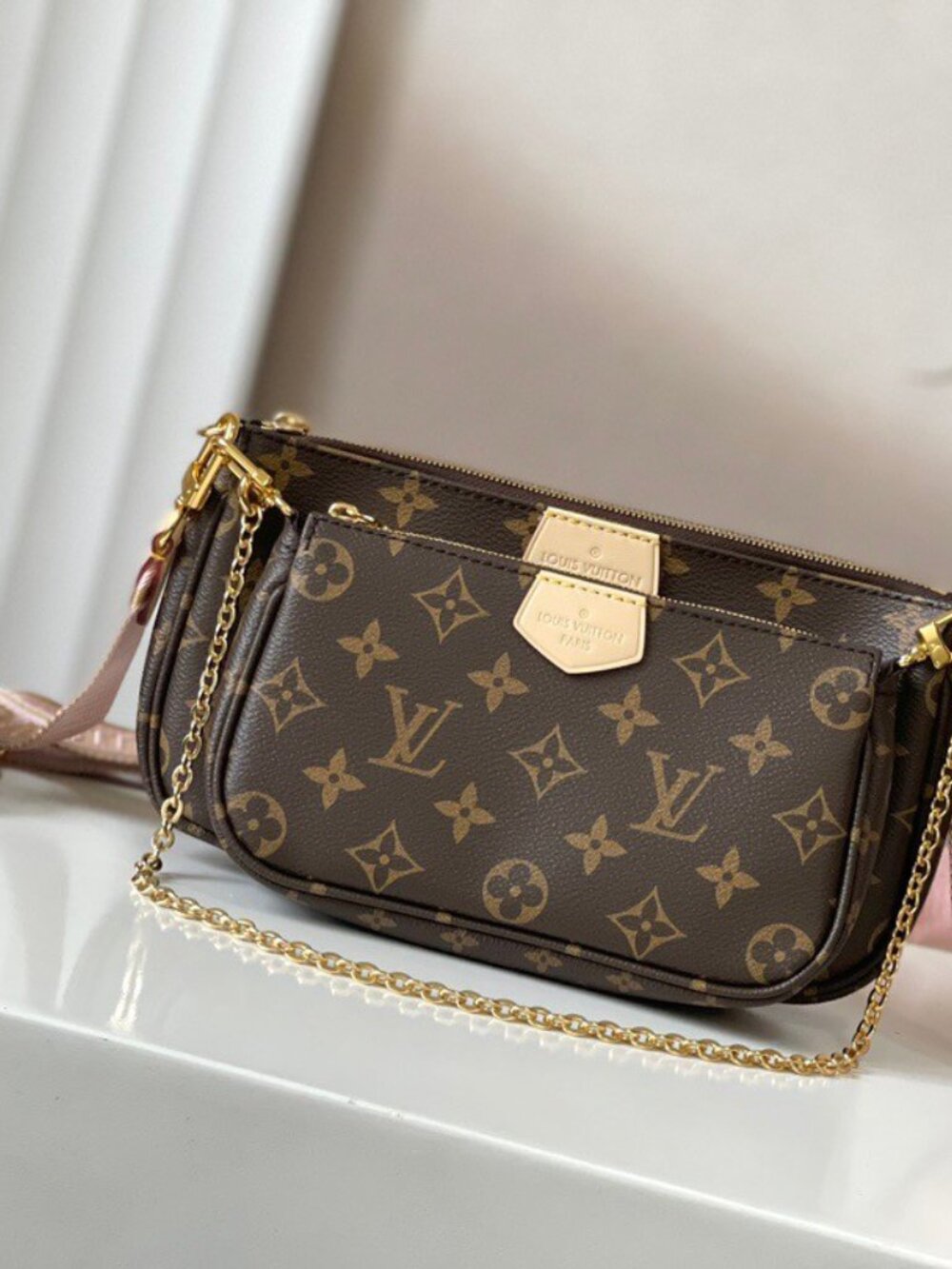 🌸 Louis Vuitton Light Pink Multi Pochette